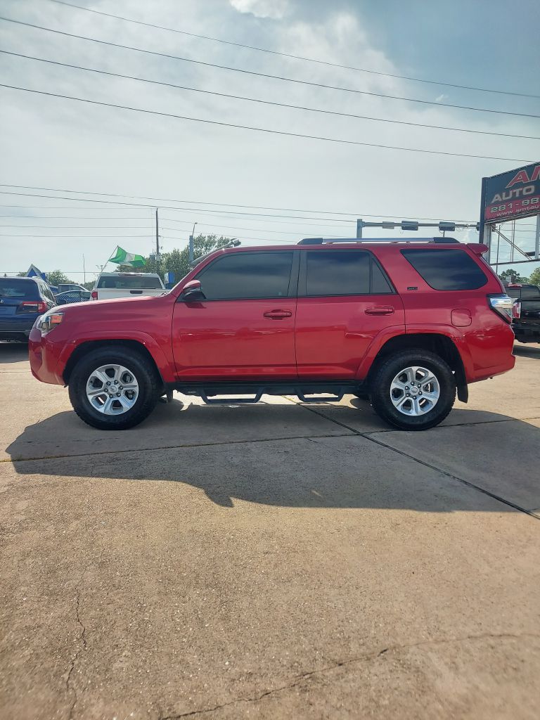 Photo 8 of this TOYOTA 4RUNNER
