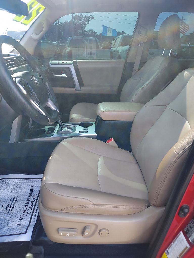 Photo 9 of this TOYOTA 4RUNNER