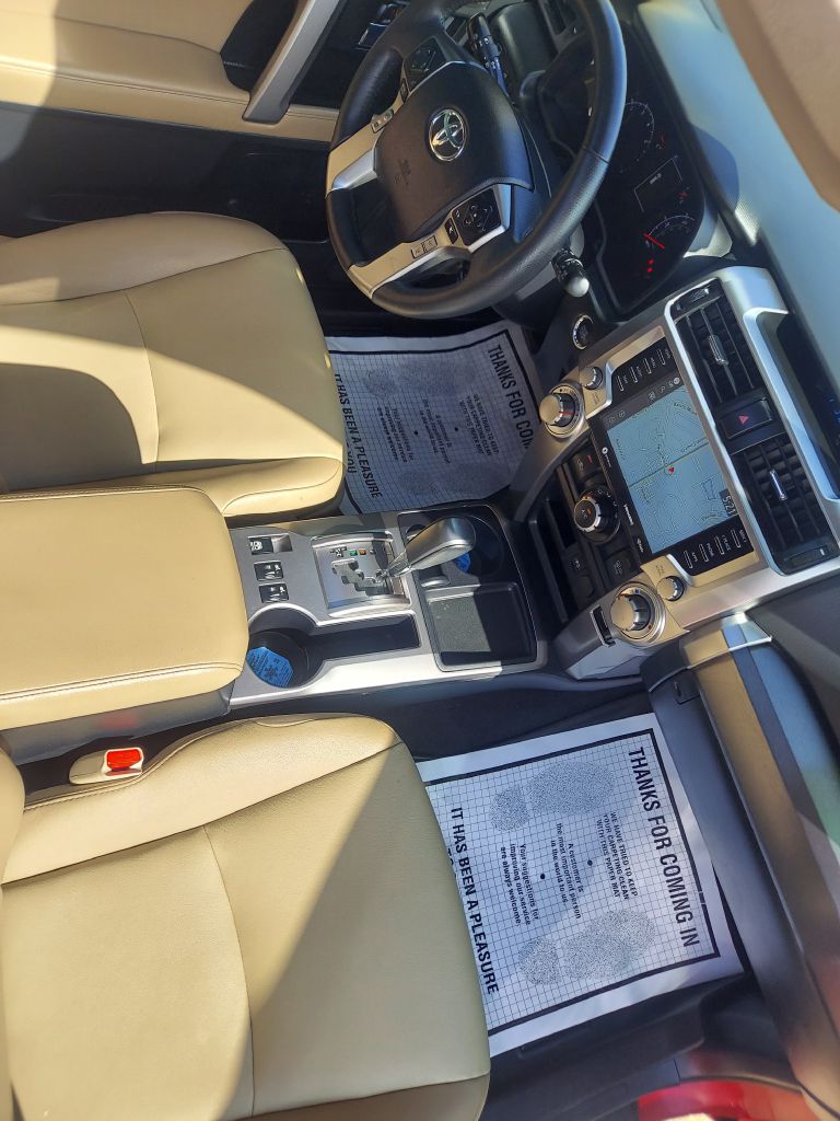 Photo 13 of this TOYOTA 4RUNNER