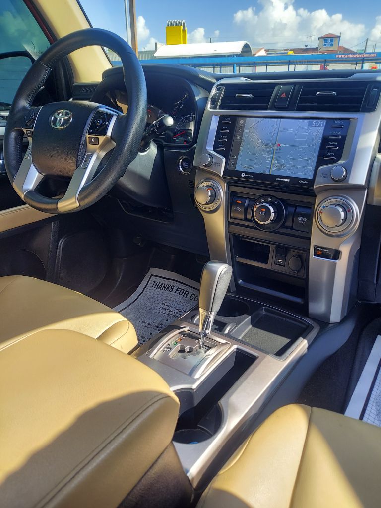 Photo 14 of this TOYOTA 4RUNNER