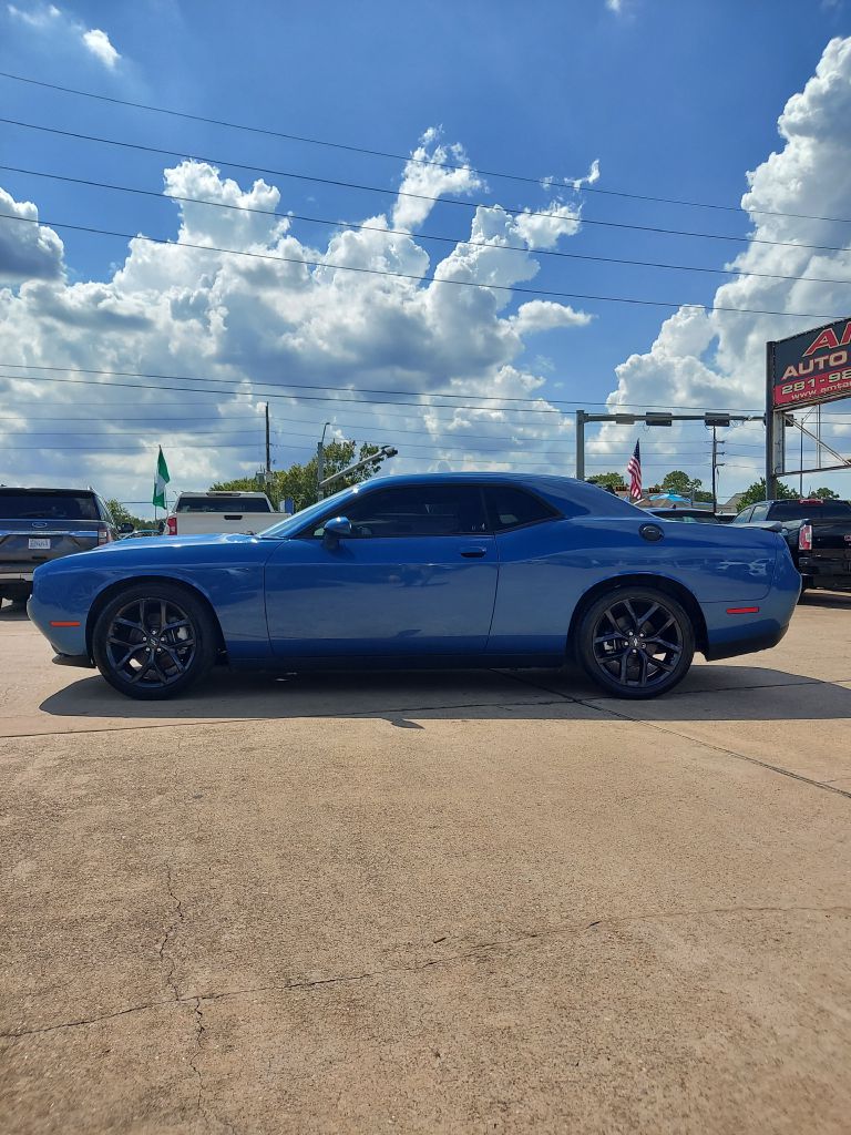 Photo 8 of this DODGE CHALLENGER