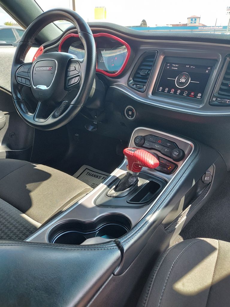 Photo 13 of this DODGE CHALLENGER