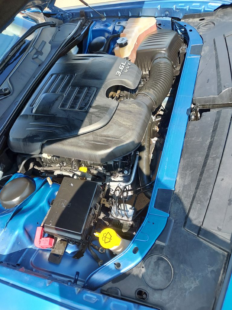 Photo 17 of this DODGE CHALLENGER