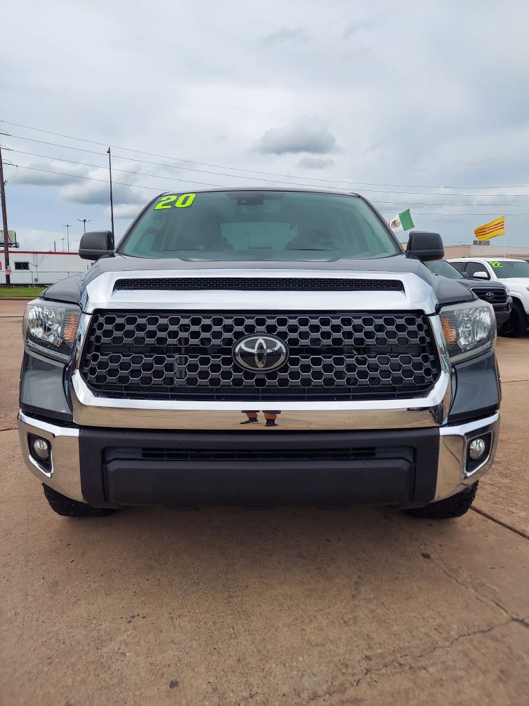 Photo 2 of this TOYOTA TUNDRA