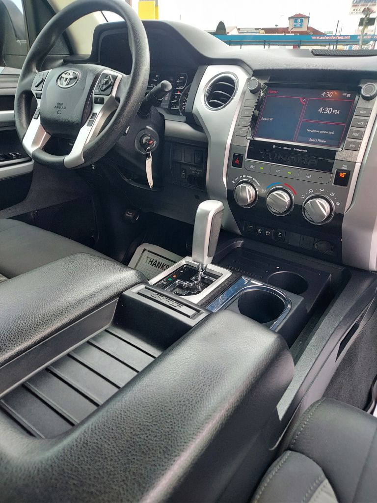 Photo 13 of this TOYOTA TUNDRA