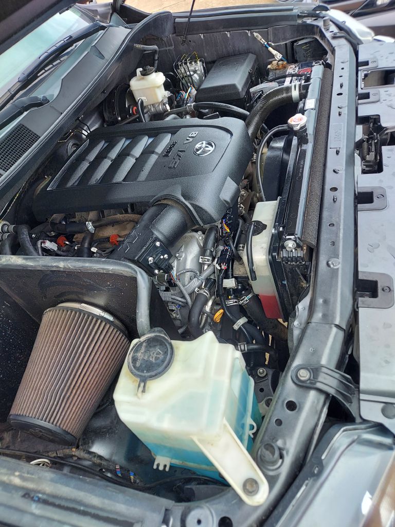 Photo 17 of this TOYOTA TUNDRA