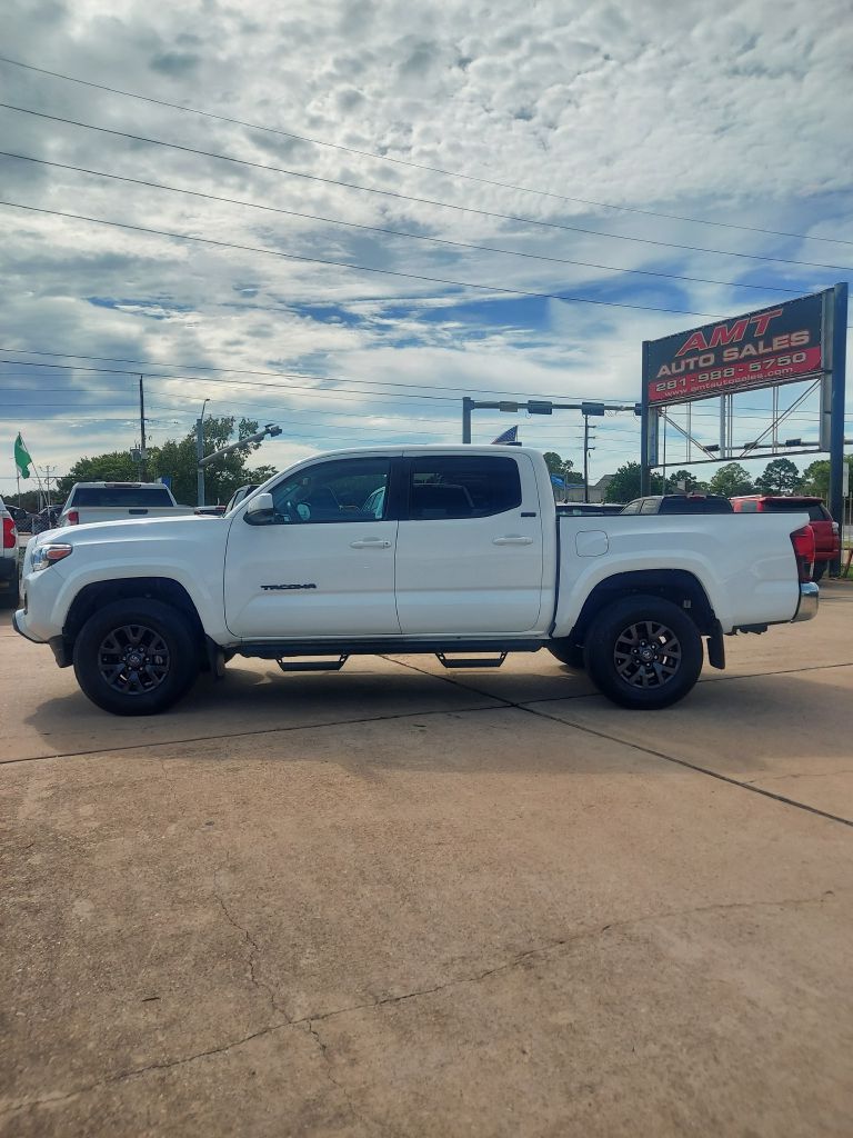 Photo 8 of this TOYOTA TACOMA
