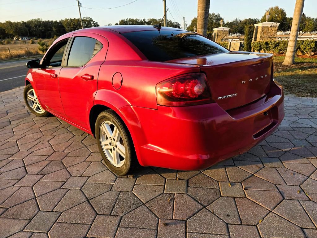 Photo 3 of this DODGE AVENGER