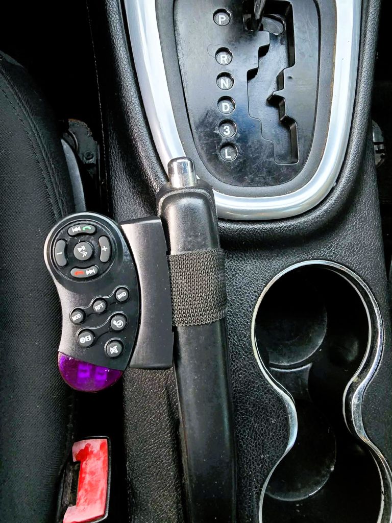 Photo 6 of this DODGE AVENGER