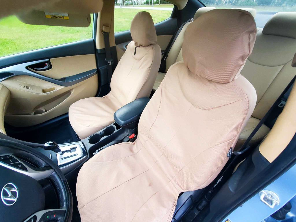Photo 5 of this HYUNDAI ELANTRA