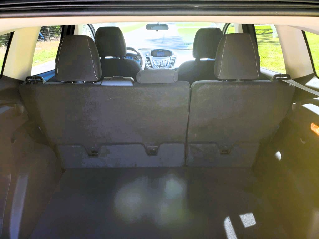 Photo 5 of this FORD ESCAPE