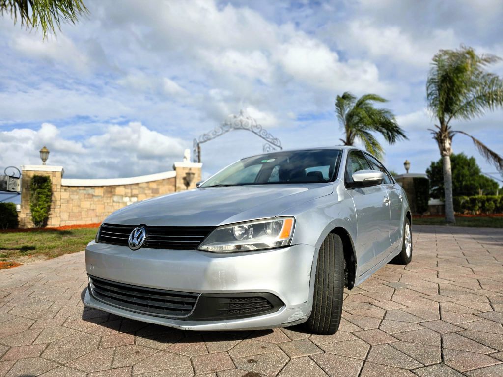 Photo 2 of this VOLKSWAGEN JETTA