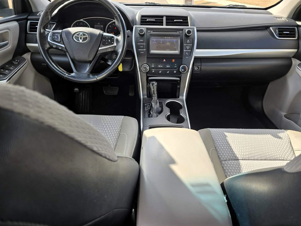 Photo 8 of this TOYOTA CAMRY