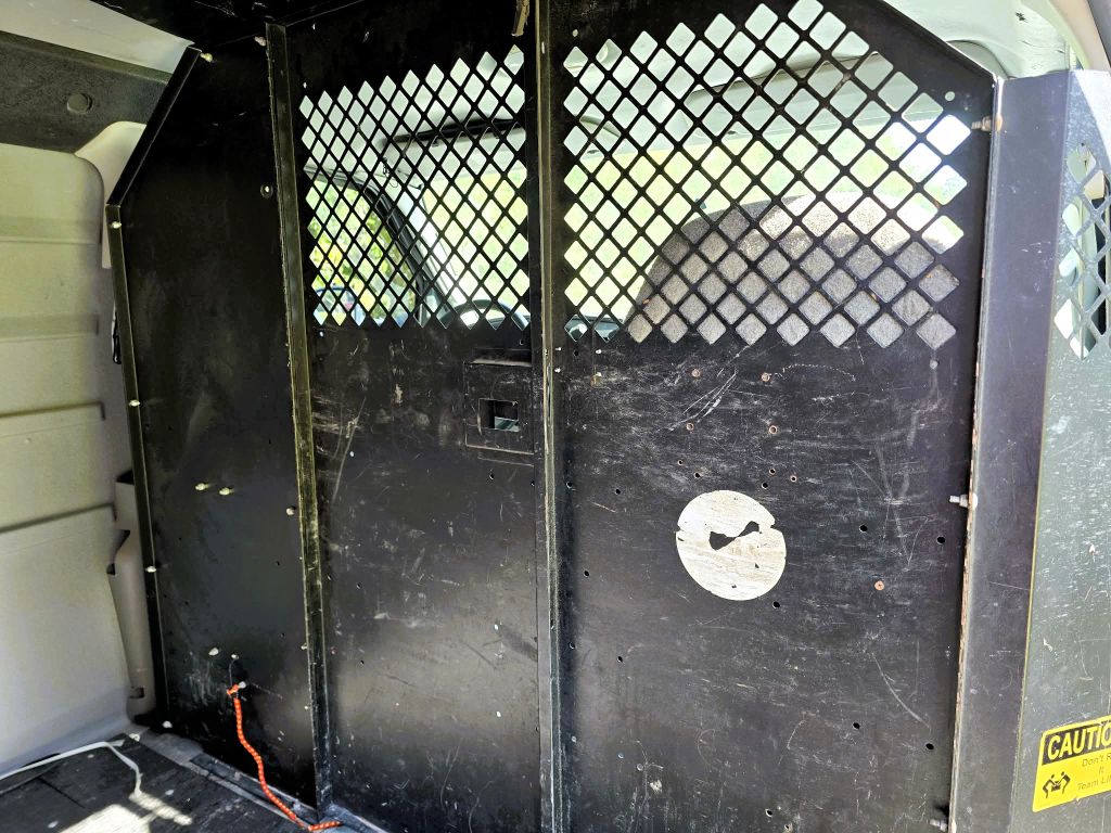 Photo 12 of this FORD ECONOLINE