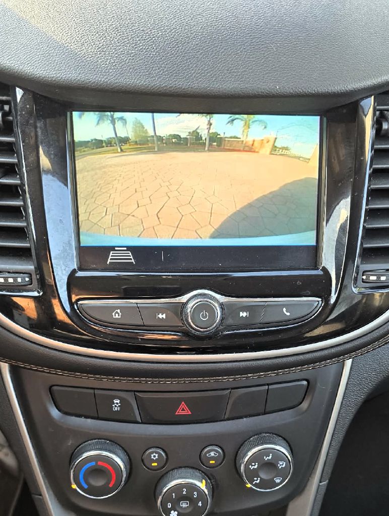 Photo 7 of this CHEVROLET TRAX