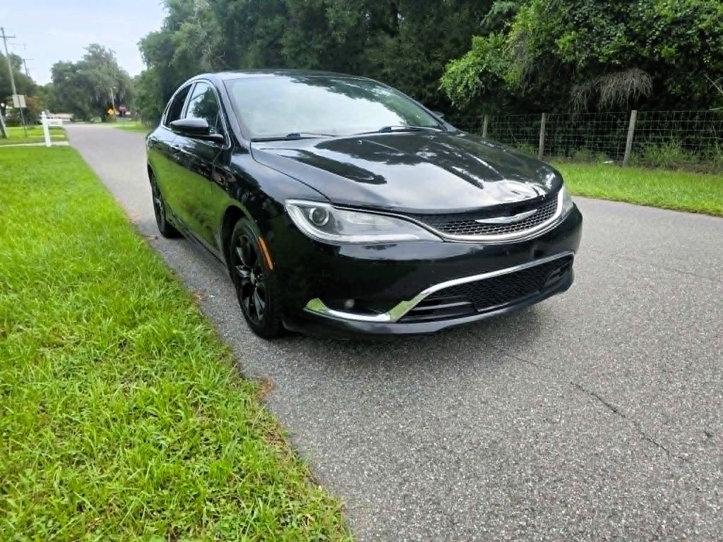 Photo 2 of this CHRYSLER 200