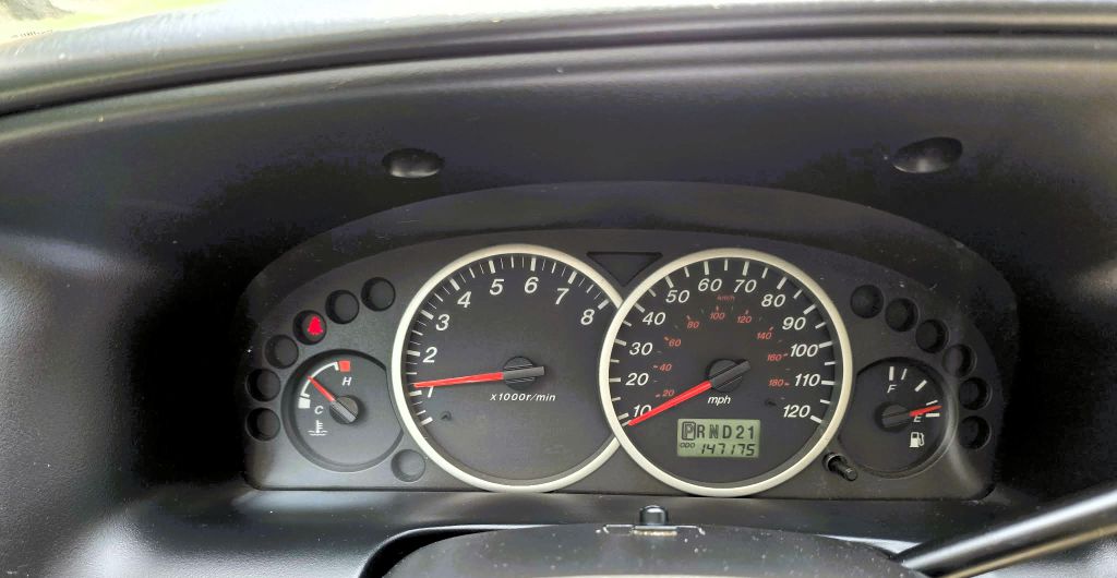 Photo 9 of this MAZDA TRIBUTE