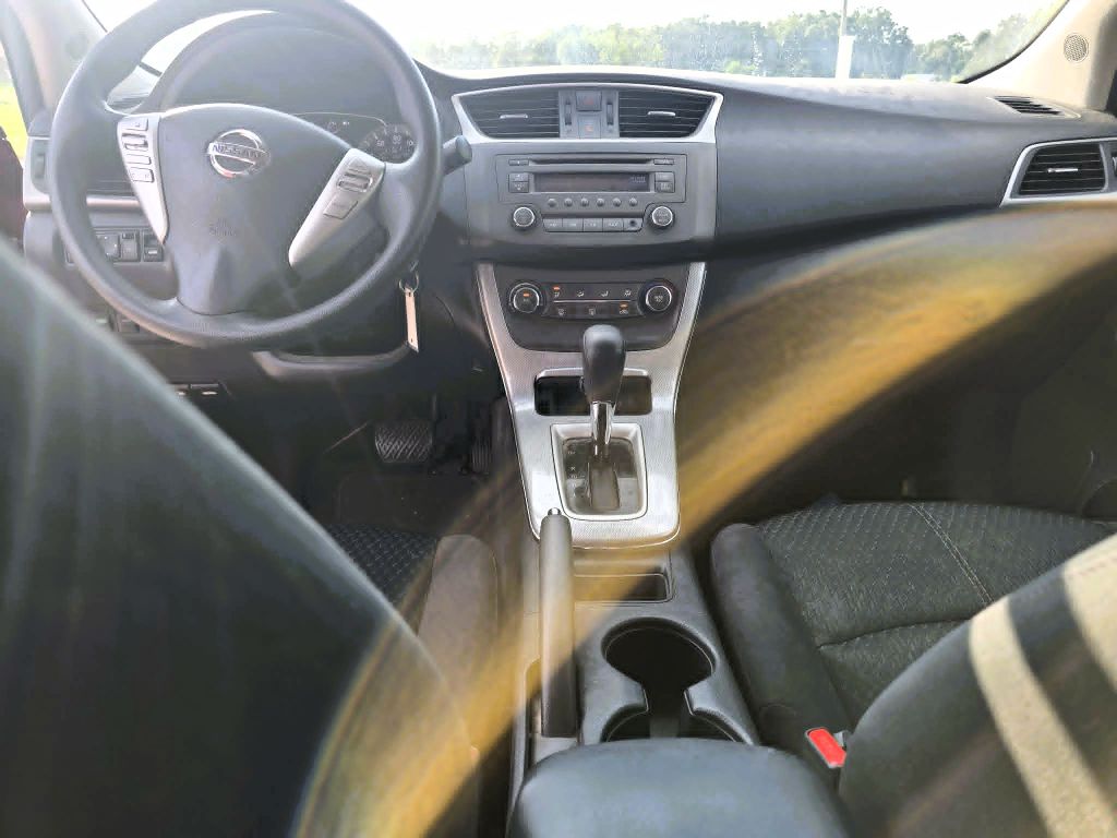 Photo 6 of this NISSAN SENTRA