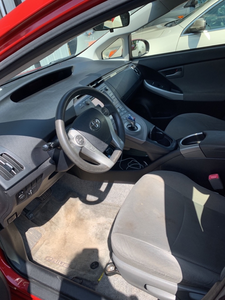 Photo 4 of this TOYOTA PRIUS