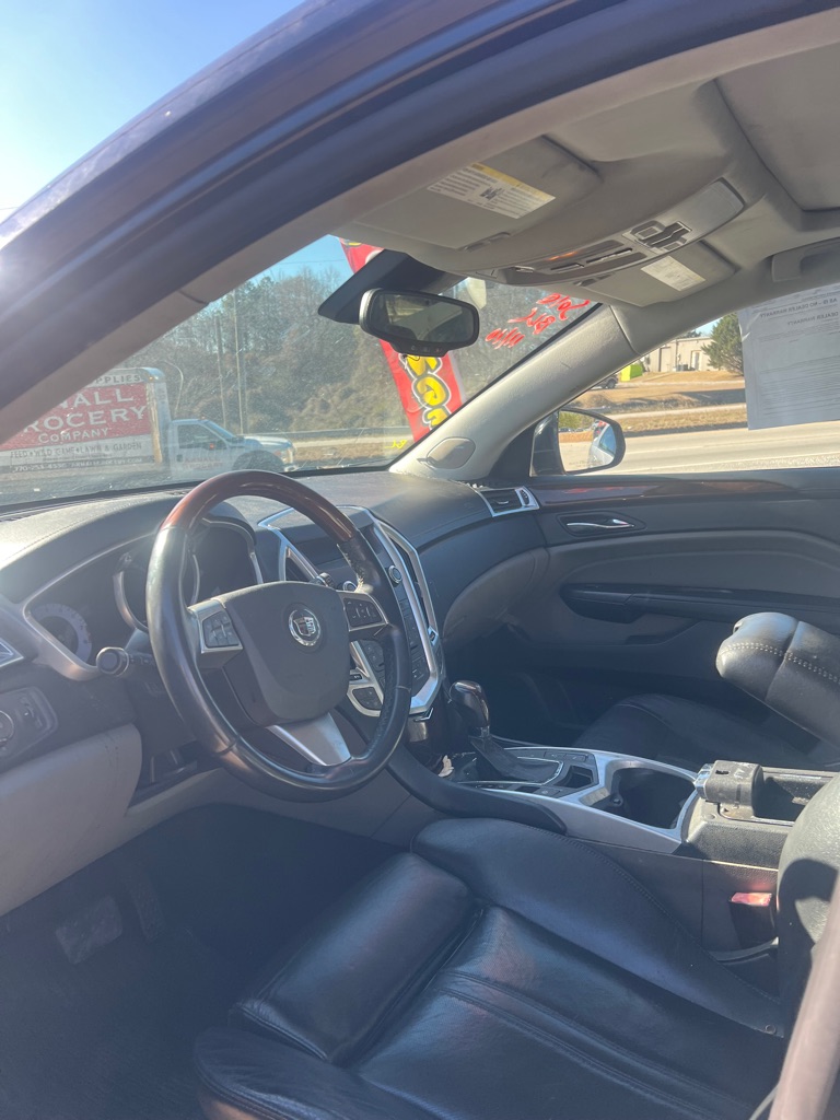 Photo 7 of this CADILLAC SRX