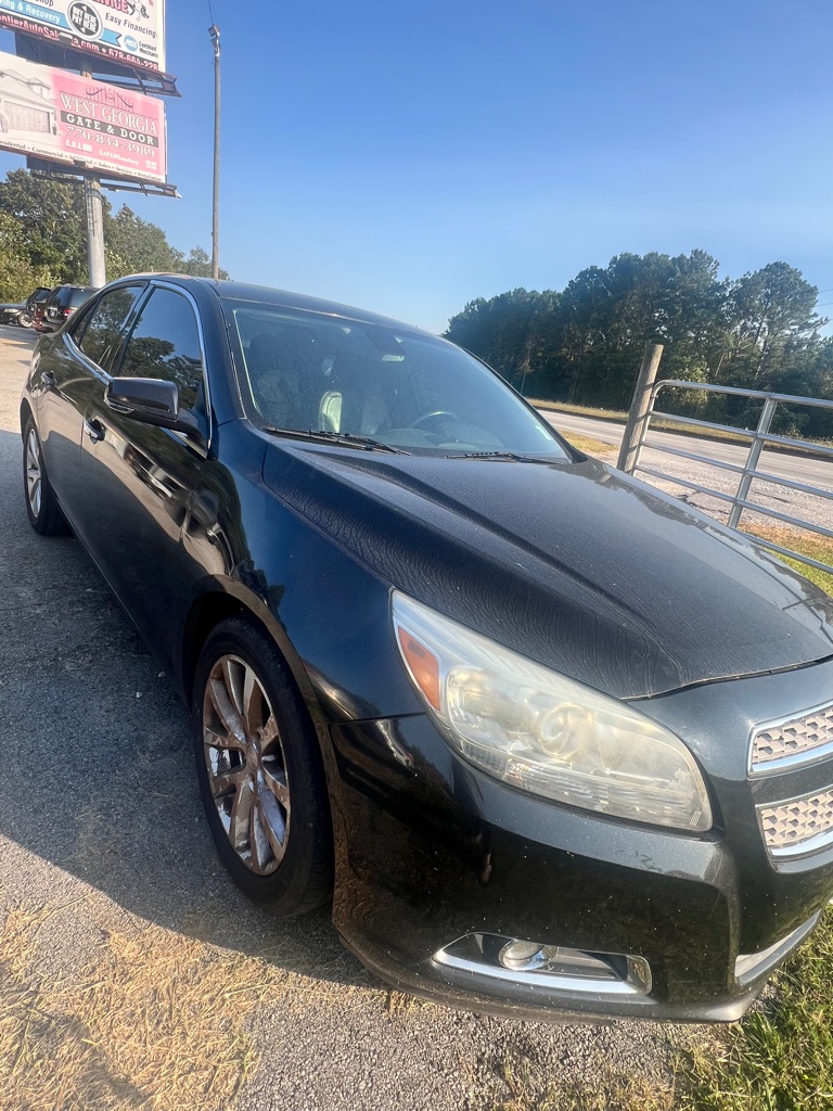 Photo 2 of this CHEVROLET MALIBU