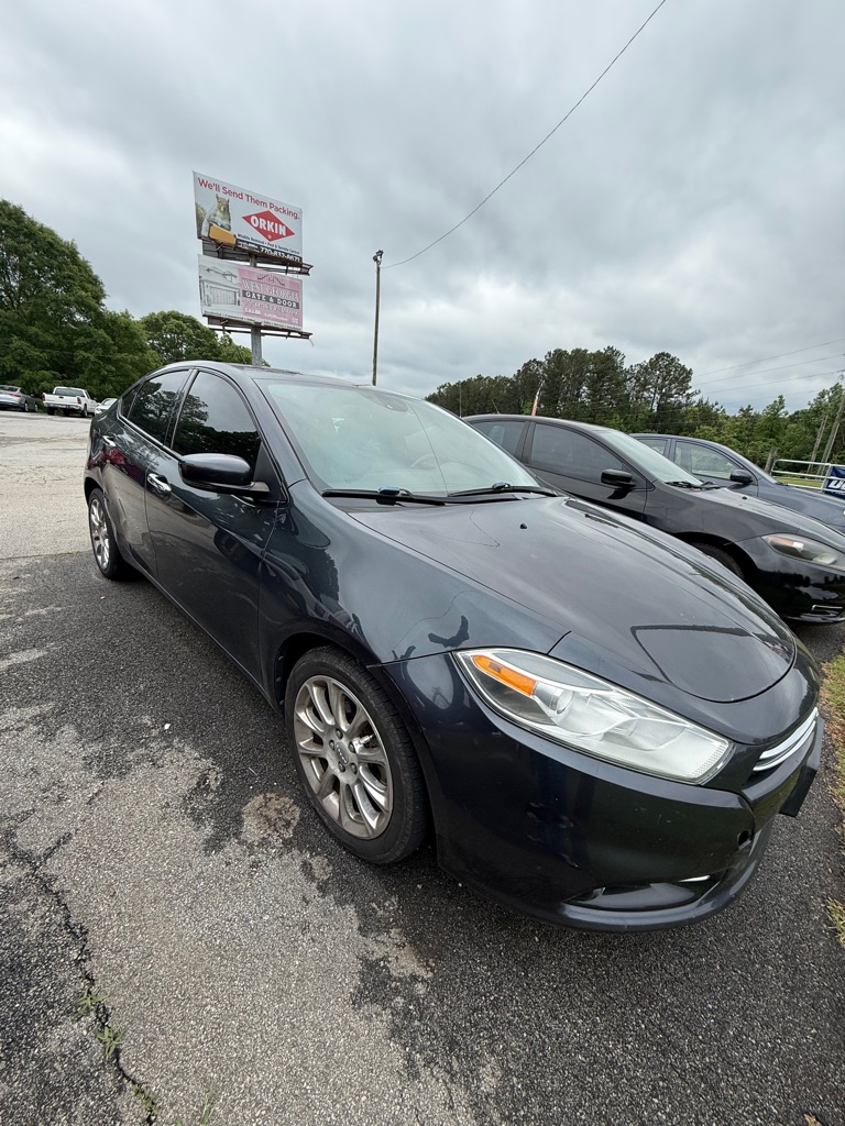 Photo 2 of this DODGE DART