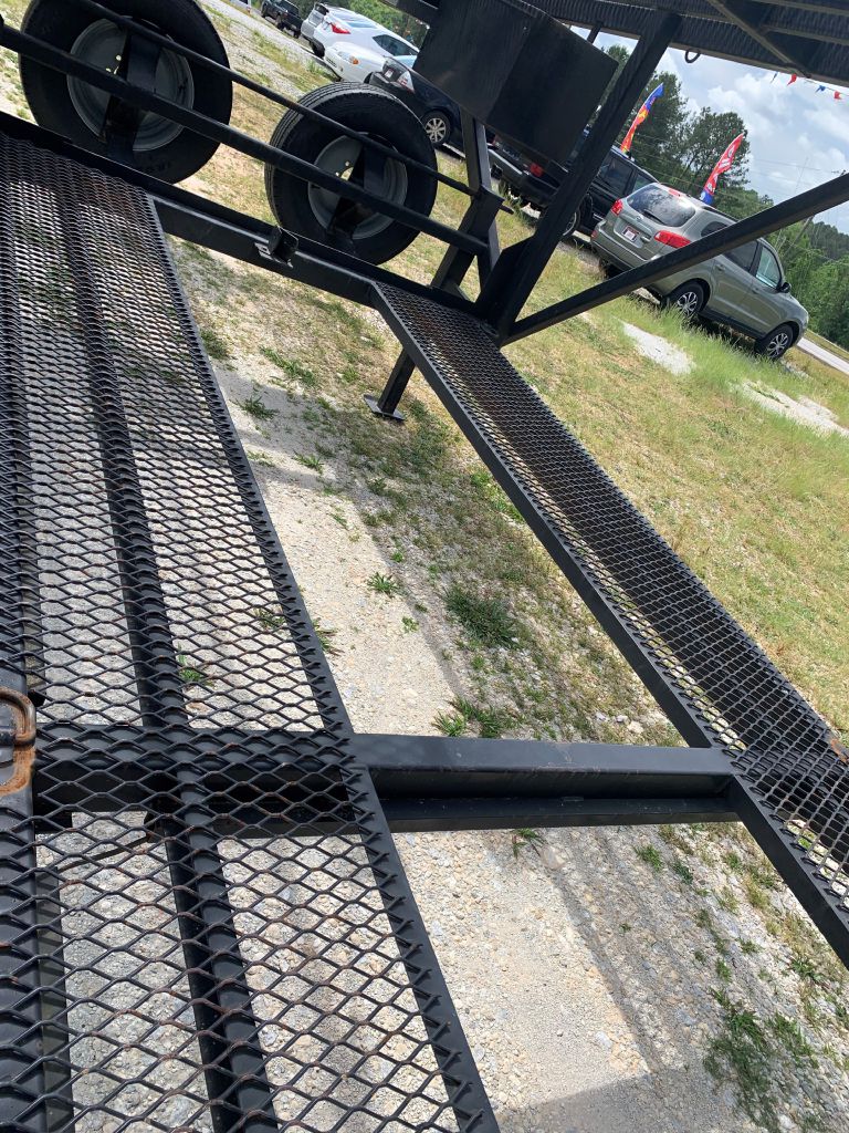 Photo 19 of this P&T CAR HAULER