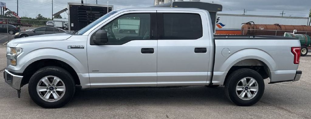 Photo 5 of this FORD F150