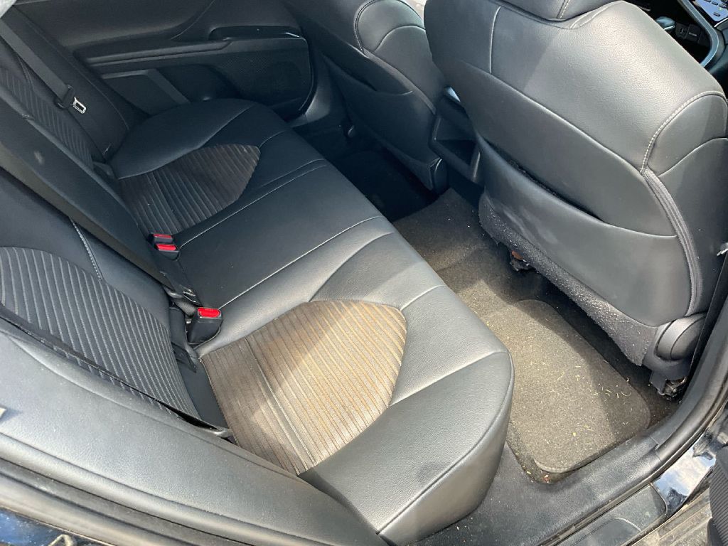 Photo 3 of this TOYOTA CAMRY