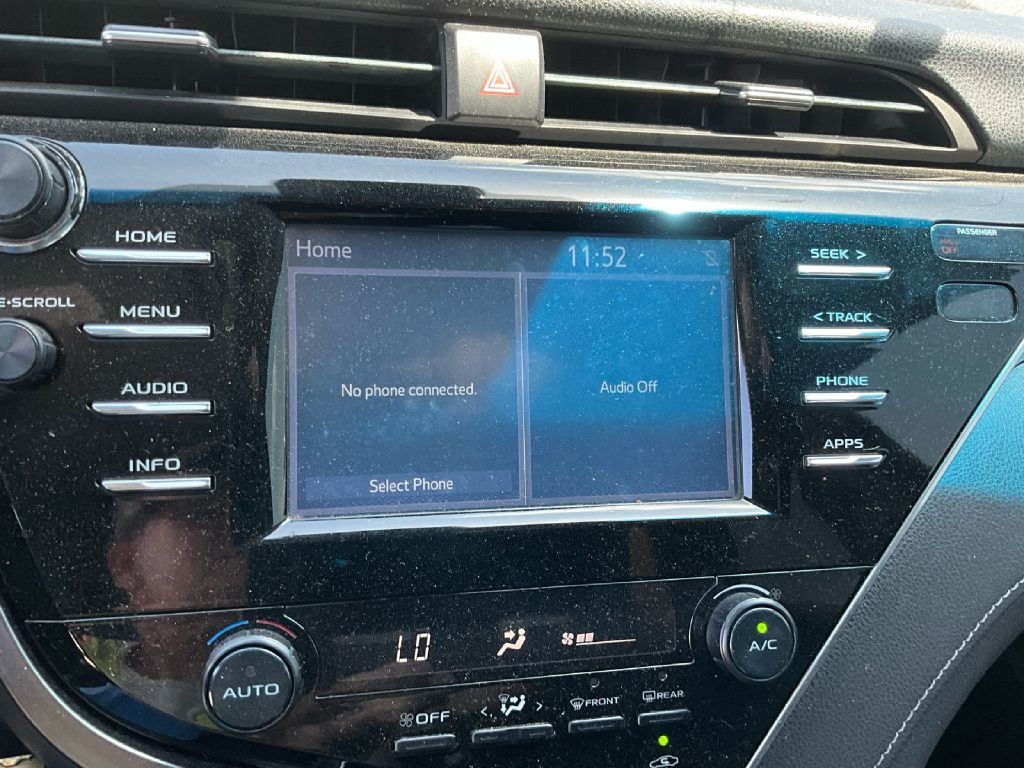 Photo 4 of this TOYOTA CAMRY