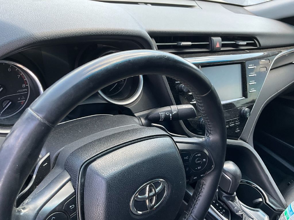 Photo 5 of this TOYOTA CAMRY