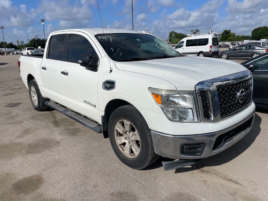 Photo 2 of this NISSAN TITAN