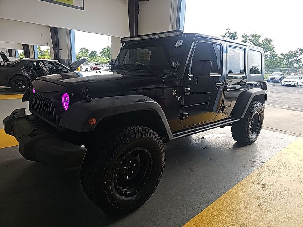 Photo 2 of this JEEP WRANGLER UNLIMI