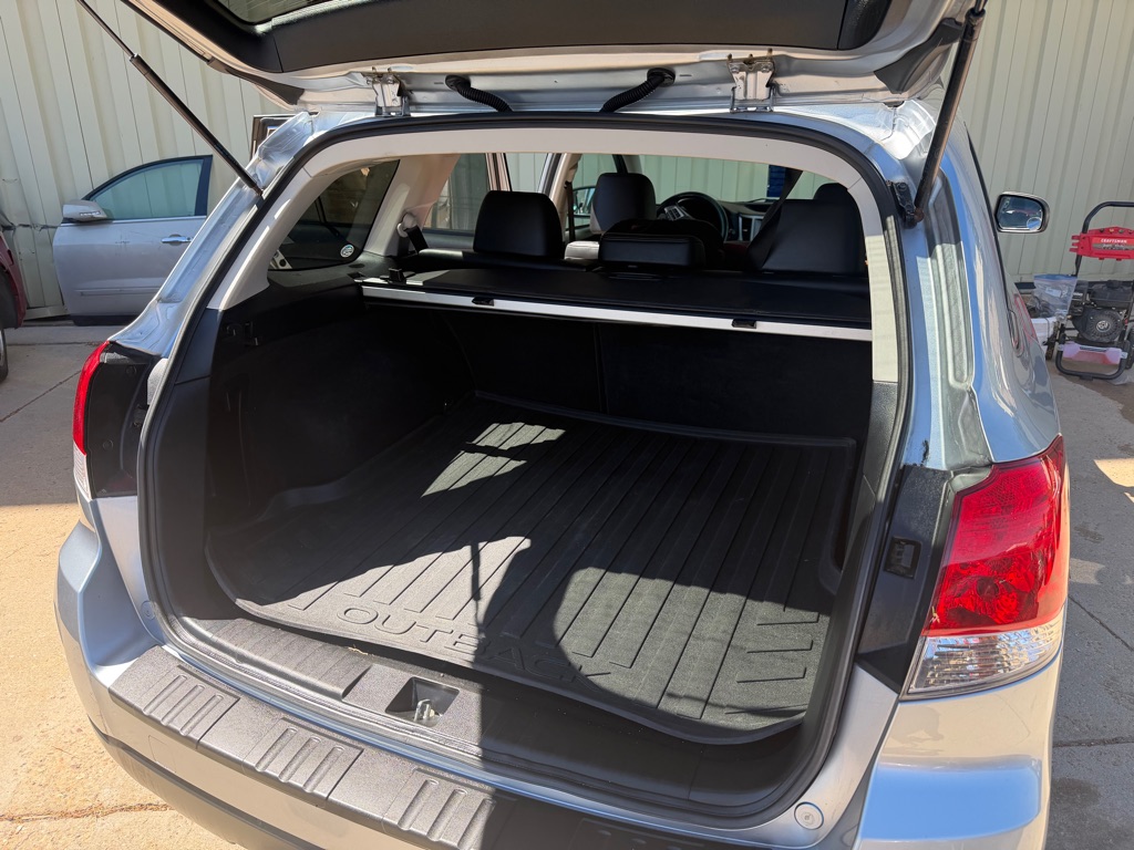 Photo 5 of this NISSAN LEAF