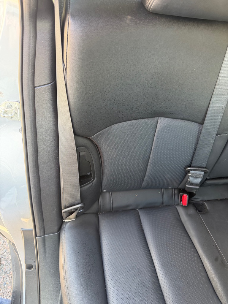 Photo 6 of this NISSAN LEAF