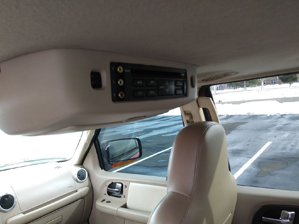 Photo 19 of this FORD EXPEDITION