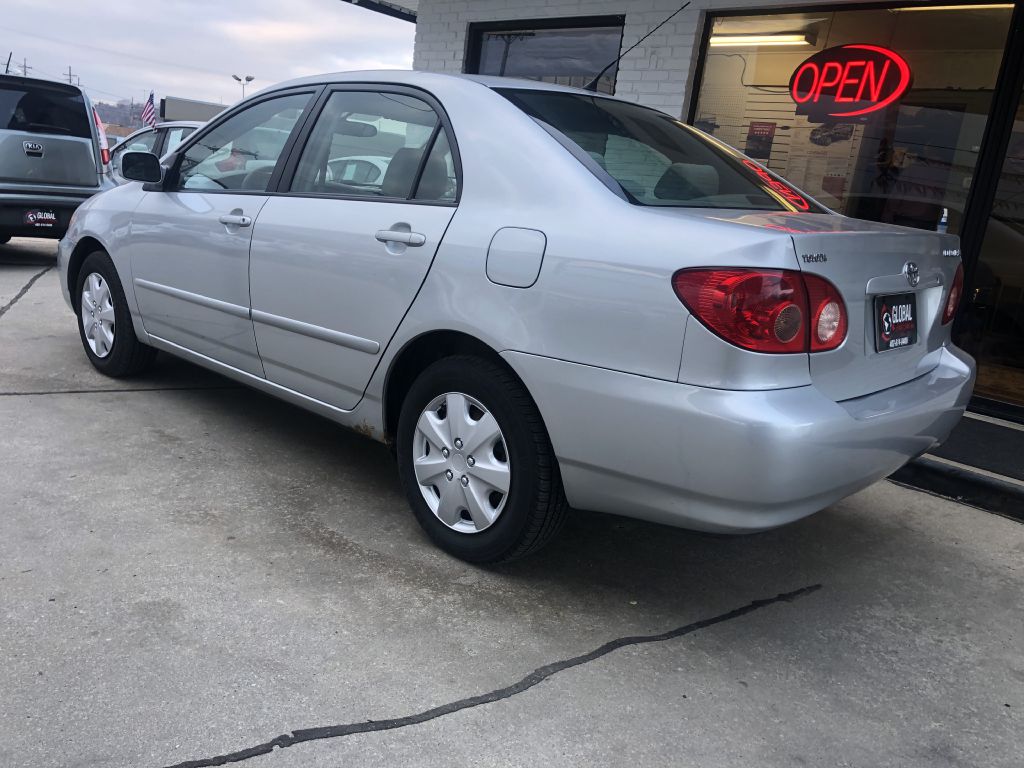 Photo 4 of this TOYOTA COROLLA