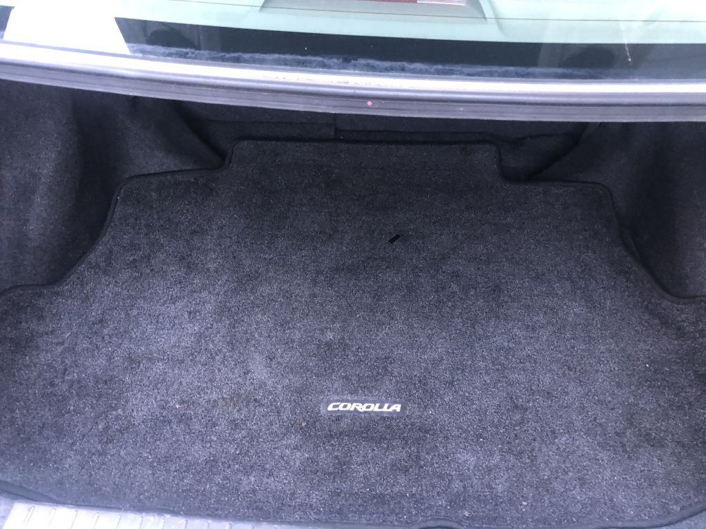 Photo 7 of this TOYOTA COROLLA