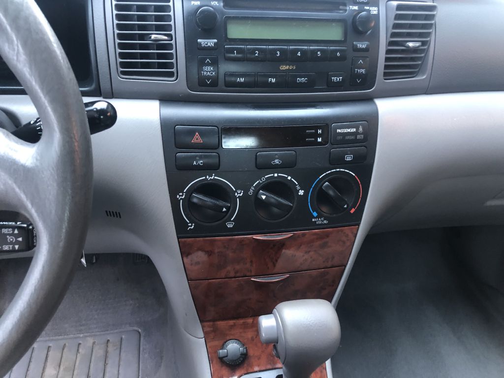 Photo 14 of this TOYOTA COROLLA