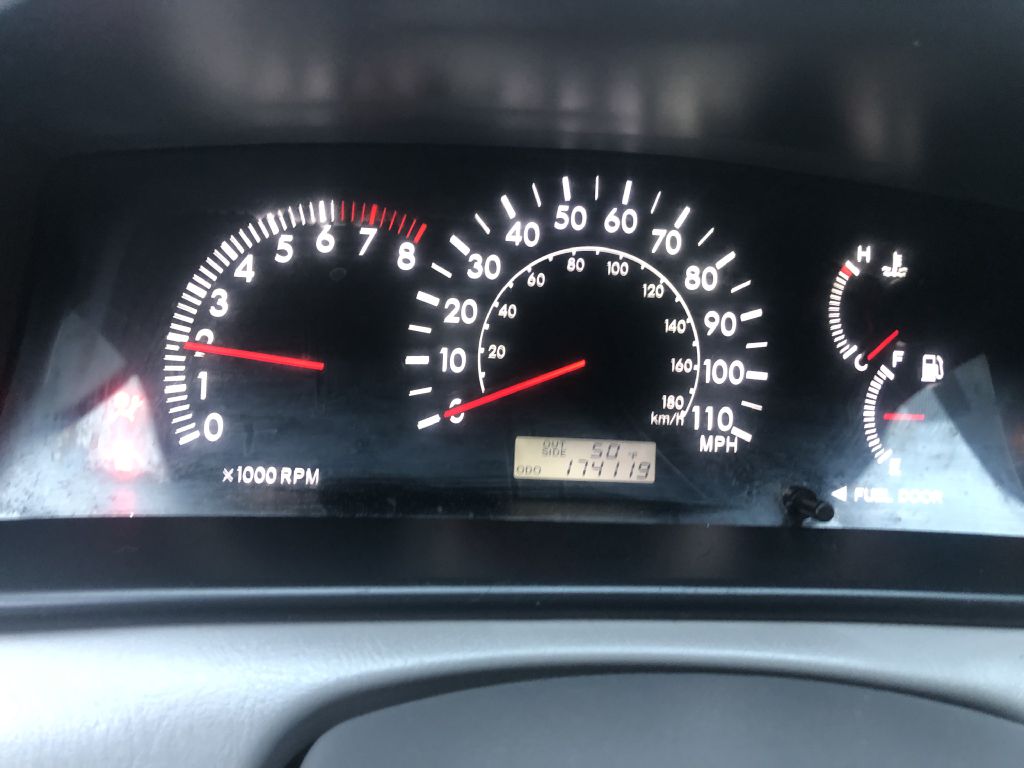 Photo 15 of this TOYOTA COROLLA