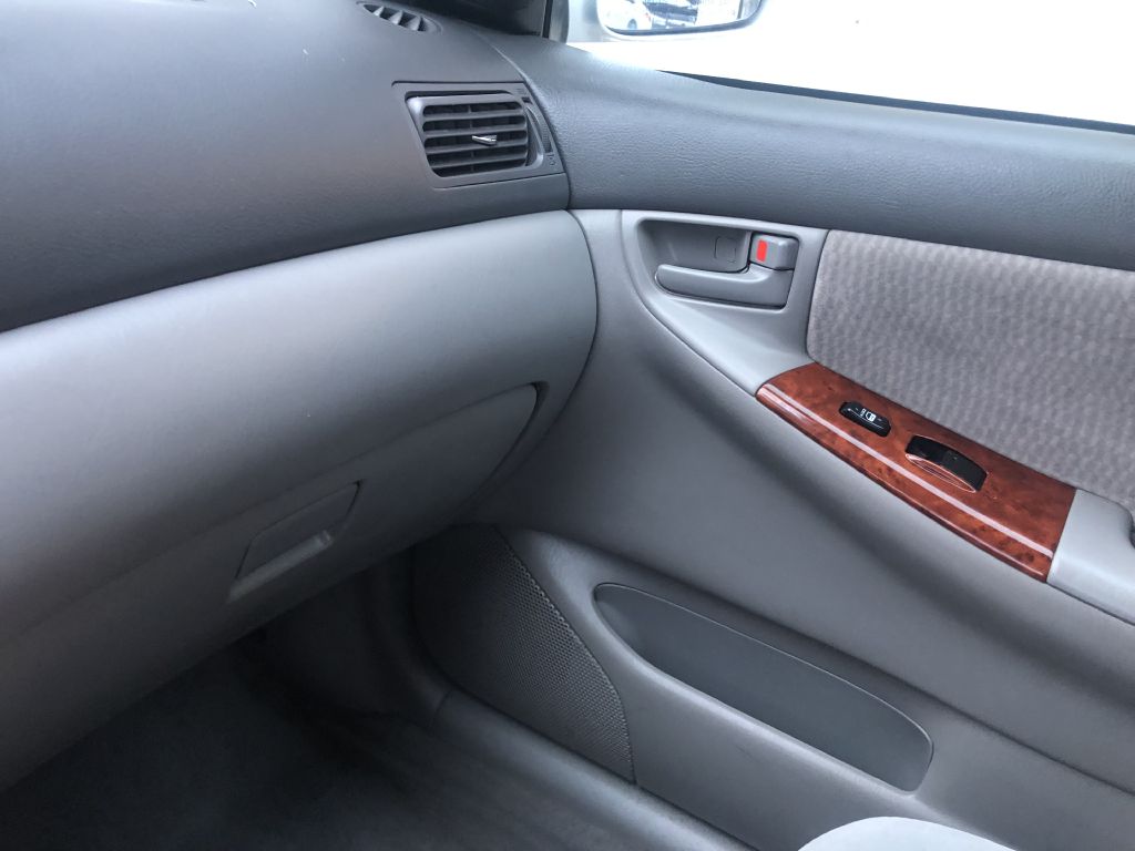 Photo 16 of this TOYOTA COROLLA
