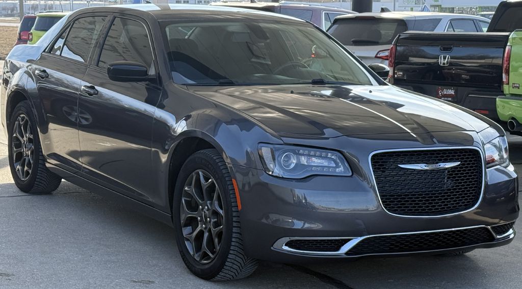 2018 CHRYSLER 300