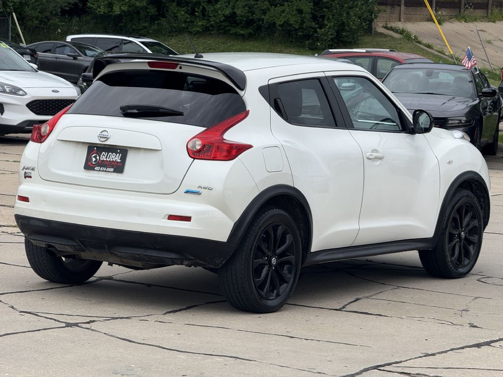 Photo 7 of this NISSAN JUKE