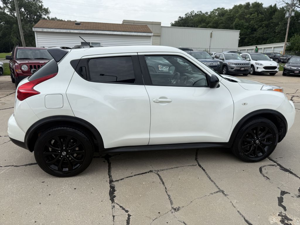Photo 8 of this NISSAN JUKE
