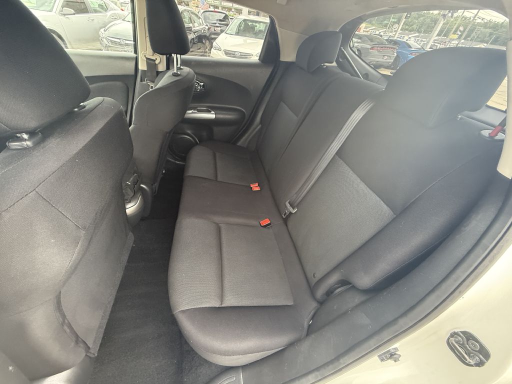 Photo 12 of this NISSAN JUKE