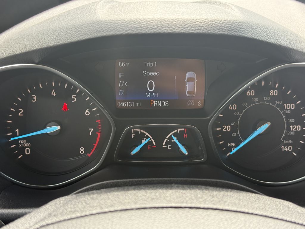 Photo 14 of this FORD ESCAPE SE