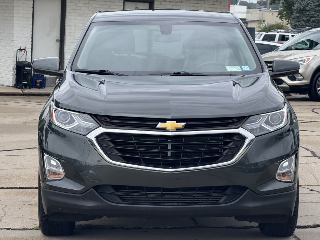 Photo 2 of this CHEVROLET EQUINOX