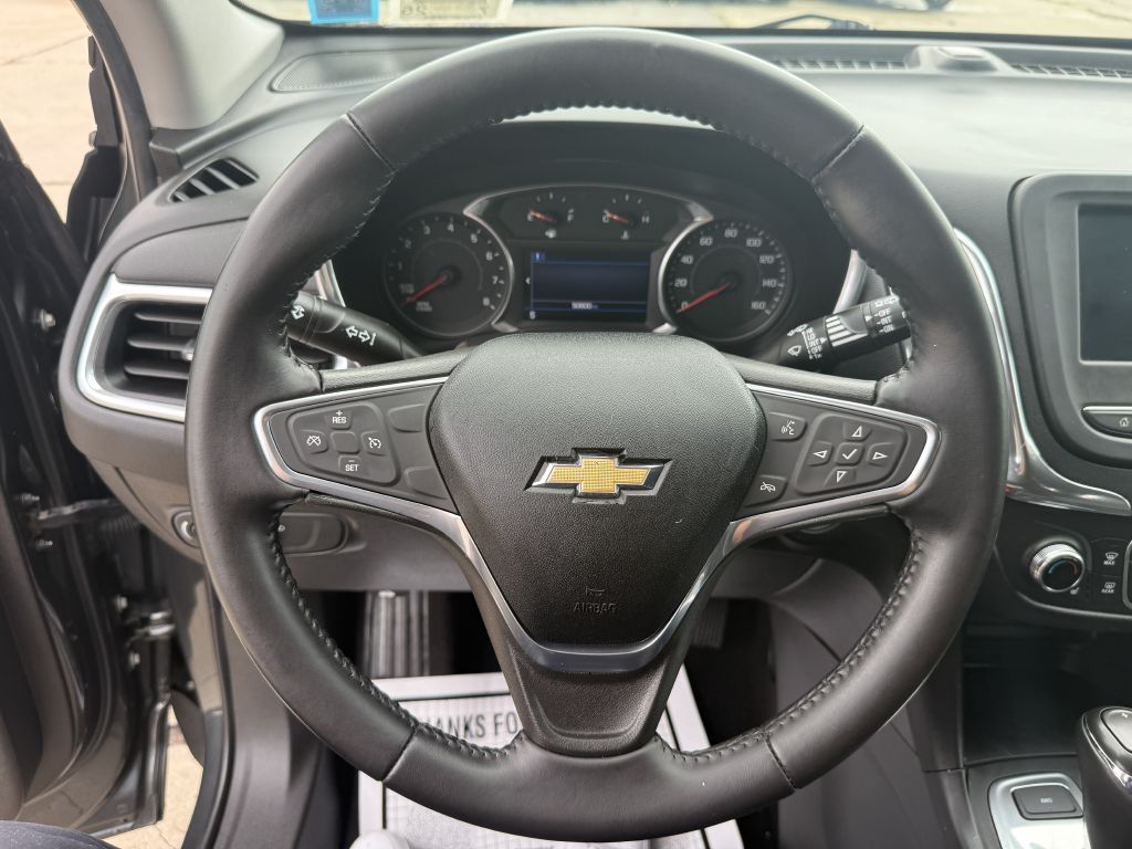 Photo 13 of this CHEVROLET EQUINOX