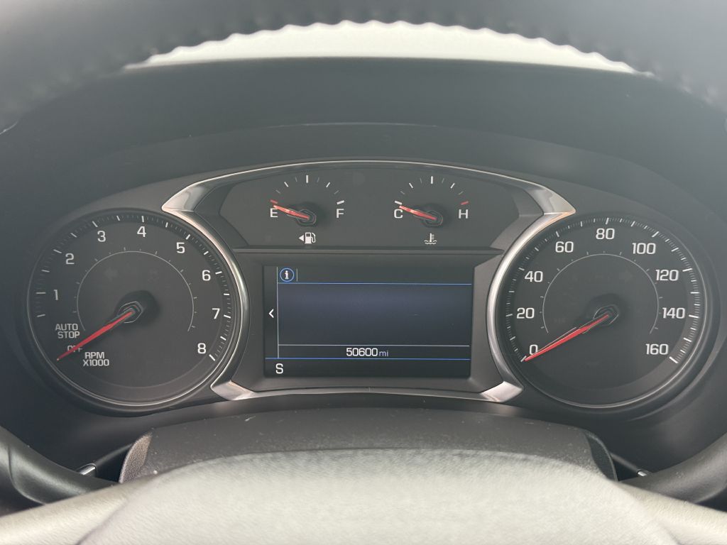 Photo 14 of this CHEVROLET EQUINOX