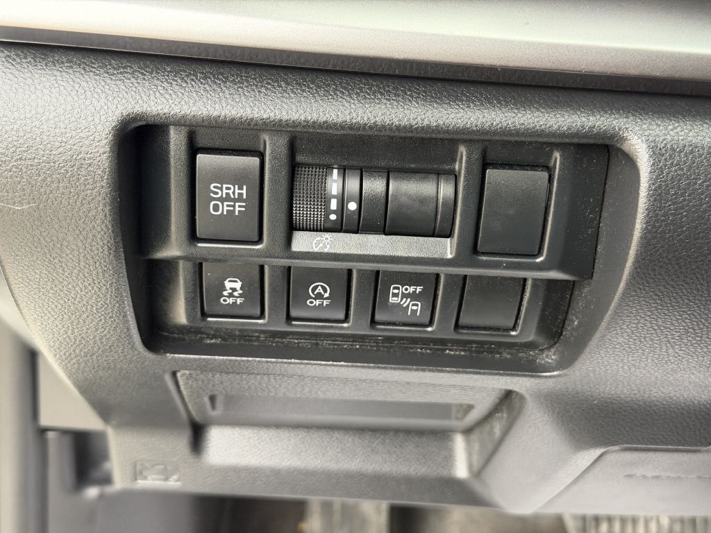 Photo 14 of this SUBARU CROSSTREK